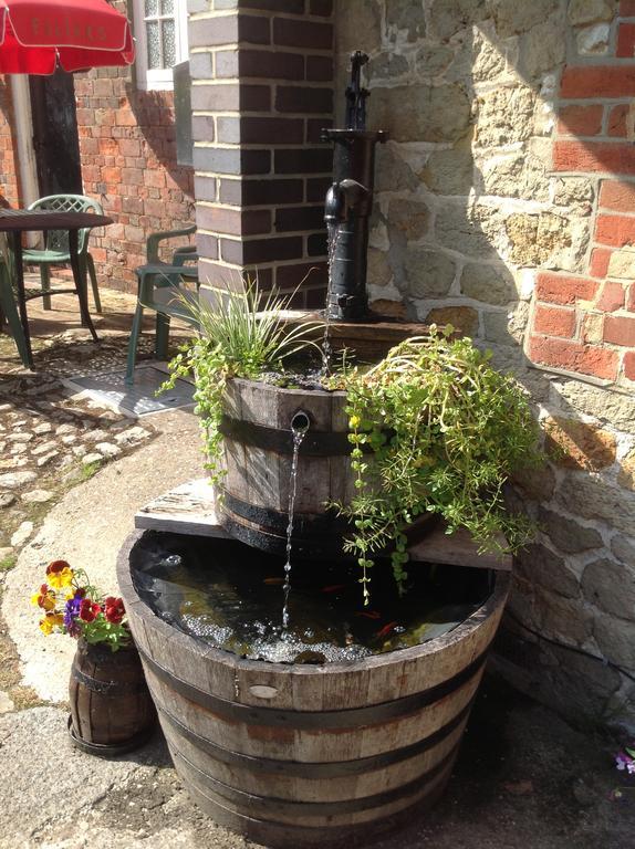 The Three Horseshoes Alton (Hampshire) Exterior foto